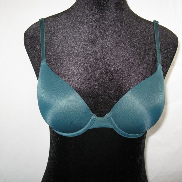 PINK Victoria's Secret Other - PINK by Victoria's Secret Underwire push-up bra - Size 32B - Gently Worn